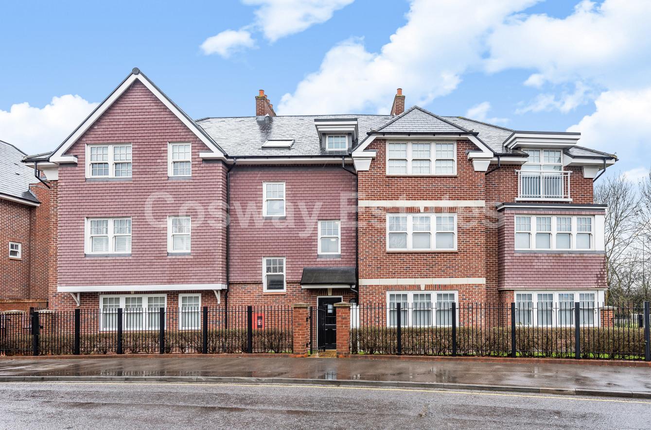 Randolph Court, Mill Hill, NW7, London